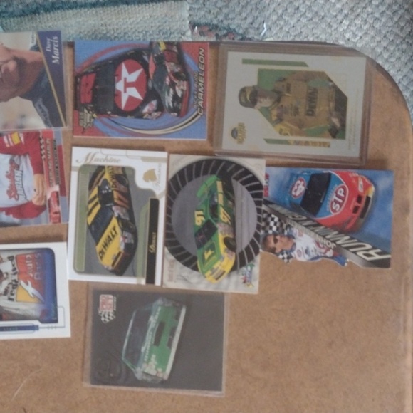 Assorted Racing Trading Cards - Picture 2 of 4